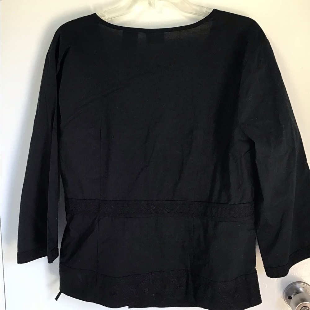 Black quarter sleeve wrap blouse - Picture 3 of 3